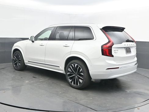 New 2026 Volvo XC90 B6 Ultra w/ Protection Package AWD/4WD image 3