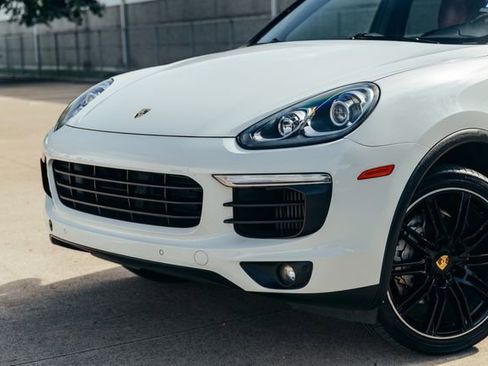 Used 2016 Porsche Cayenne S AWD/4WD image 20