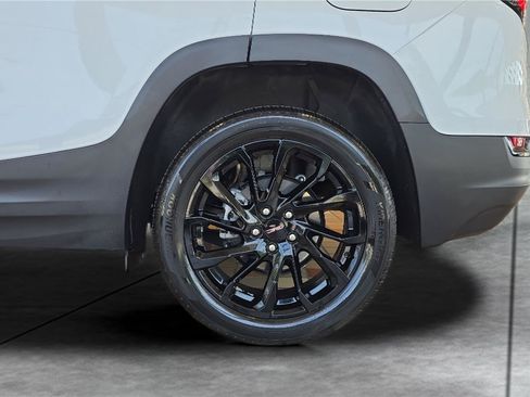 Used 2024 GMC Terrain SLT w/ Elevation Edition AWD/4WD image 30