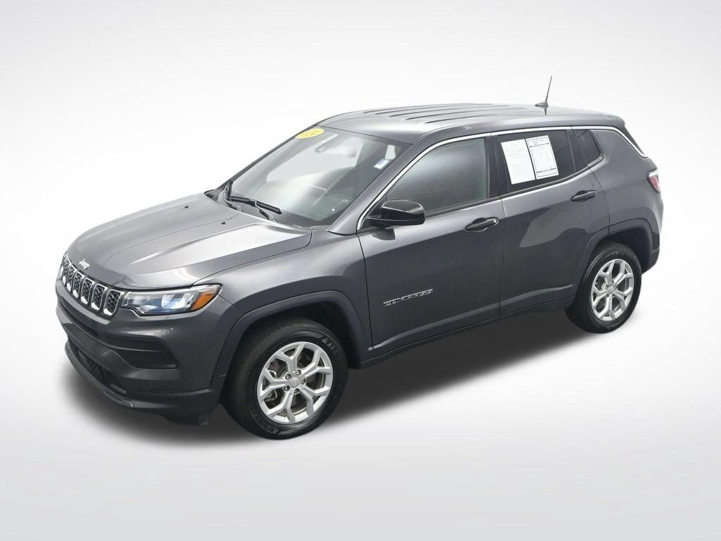 Used 2024 Jeep Compass Sport AWD/4WD image 36