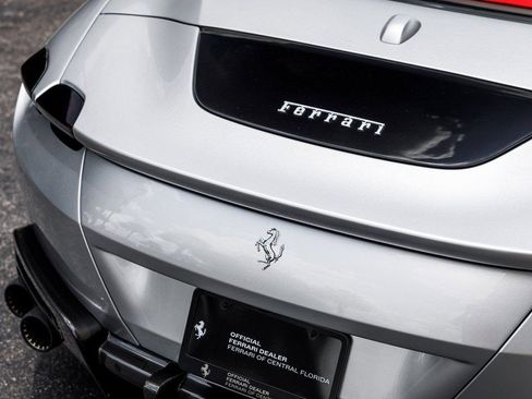 Used 2024 Ferrari Roma Spider image 12
