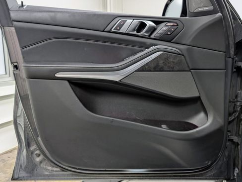 Used 2023 BMW X7 xDrive40i w/ Executive Package image 13