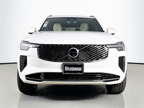 New 2026 Volvo XC90 B6 Plus w/ Protection Package Premier image 2