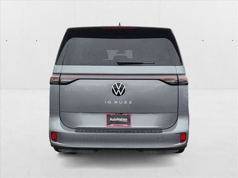 New 2025 Volkswagen ID. Buzz Pro S image 8