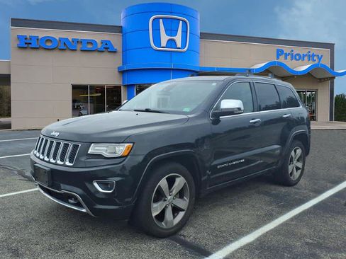 Used 2015 Jeep Grand Cherokee Overland w/ Advanced Technology Group AWD/4WD image 1