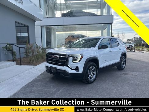 Used 2025 GMC Terrain Elevation AWD/4WD image 1