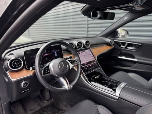 Used 2024 Mercedes-Benz C 300 4MATIC Sedan image 4