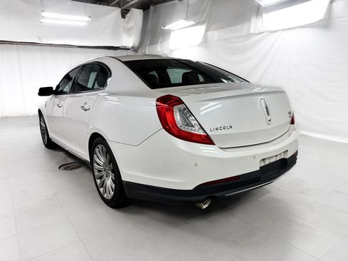 Used 2013 Lincoln MKS AWD image 4