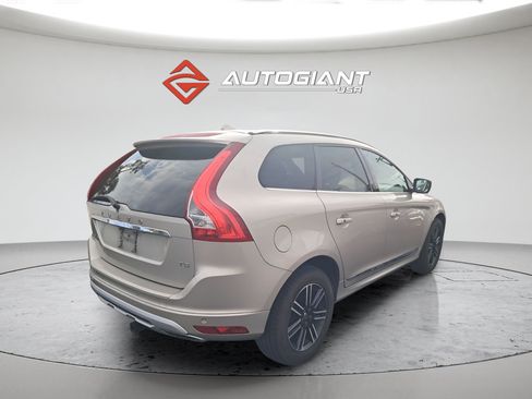Used 2017 Volvo XC60 T5 Dynamic w/ Preferred Option Package FWD image 3