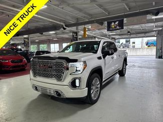 Used 2021 GMC Sierra 1500 Denali w/ Denali Ultimate Package AWD/4WD video 1