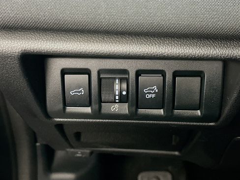 Used 2022 Subaru Outback Premium AWD/4WD image 17
