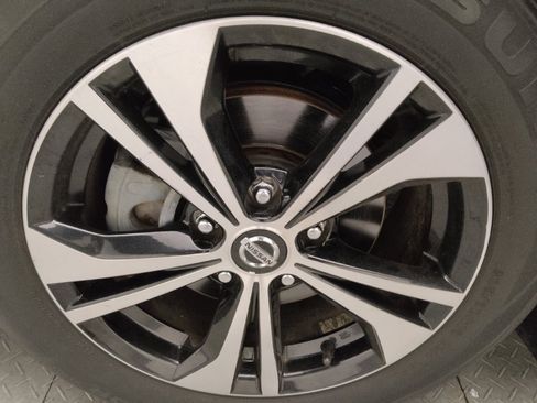 Used 2020 Nissan Sentra SV FWD image 31