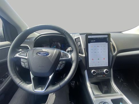 Certified 2024 Ford Edge SEL w/ Convenience Package AWD/4WD image 16