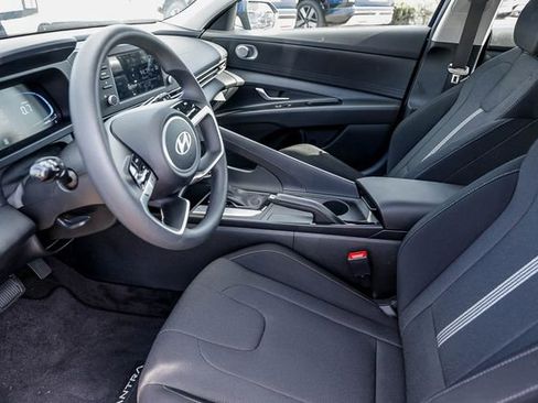 New 2026 Hyundai Elantra SE FWD image 22
