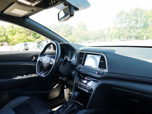 Used 2018 Hyundai Elantra Sport w/ Sport Premium Package 03 FWD image 14