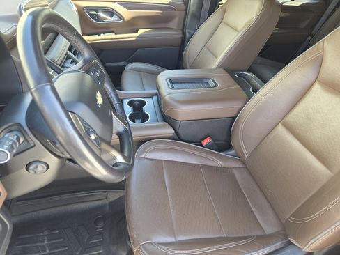 Used 2023 Chevrolet Tahoe High Country w/ Premium Package 2 RWD image 15