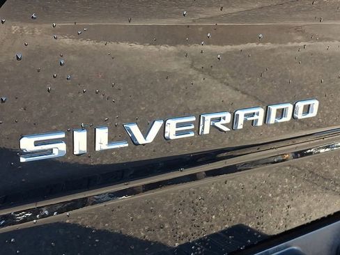 Used 2024 Chevrolet Silverado 1500 LT Trail Boss image 33