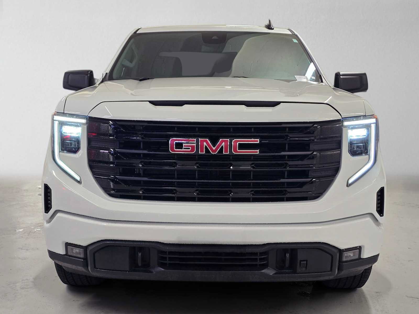 Used 2024 GMC Sierra 1500 Elevation RWD image 8