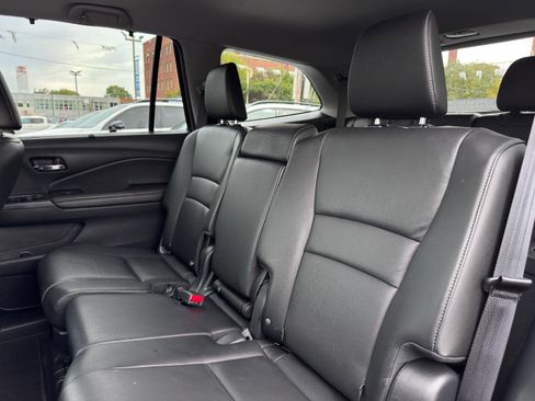 Used 2022 Honda Pilot Special Edition image 23
