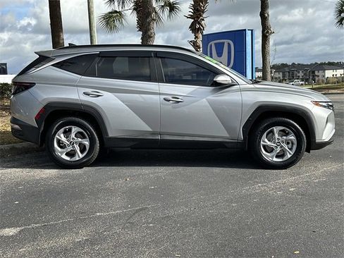 Used 2022 Hyundai Tucson SEL image 2