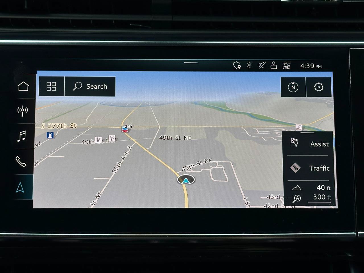 Used 2019 Audi Q8 Prestige w/ Luxury Package AWD/4WD image 47