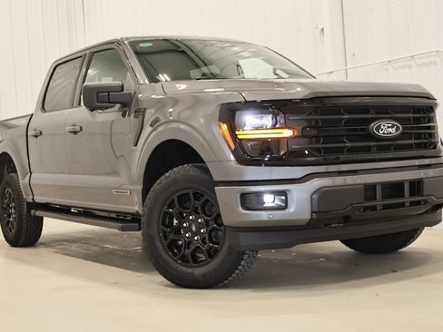 New 2025 Ford F150 XLT w/ Equipment Group 302A MID image 29