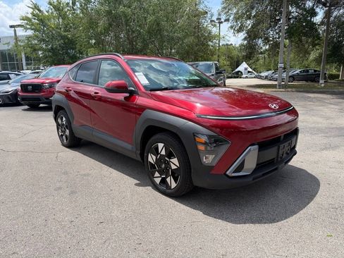 Used 2024 Hyundai Kona SEL FWD image 1