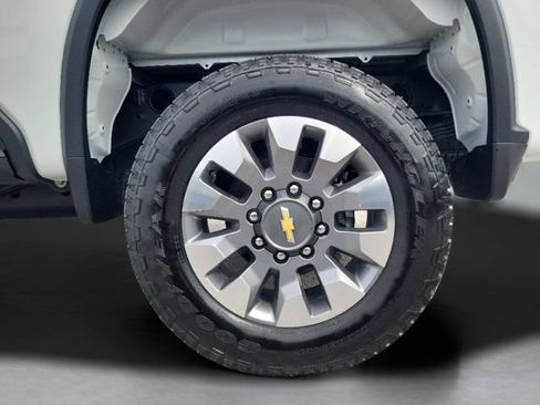 New 2026 Chevrolet Silverado 2500 Custom w/ Custom Value Package AWD/4WD image 31