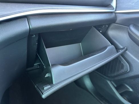 Used 2024 Jeep Grand Cherokee L Limited w/ Luxury Tech Group II image 15