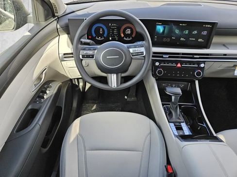 Used 2025 Hyundai Tucson SEL image 5