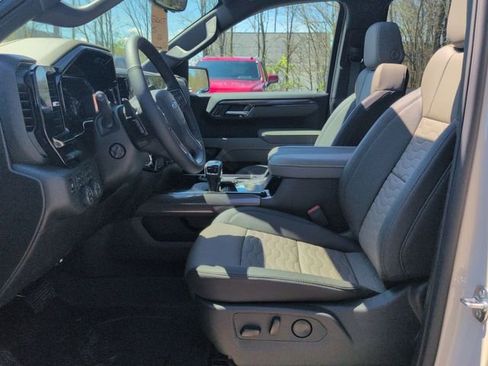 New 2026 Chevrolet Silverado 1500 ZR2 w/ LPO, Dark Essentials Package AWD/4WD image 25