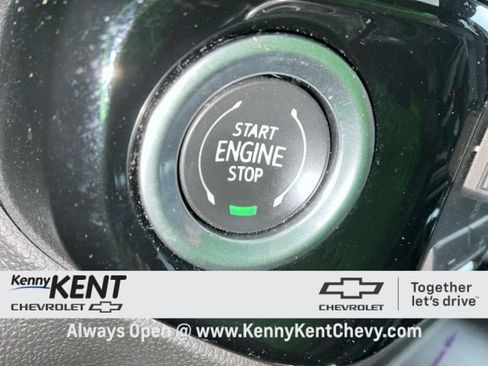 Certified 2022 Chevrolet Silverado 1500 LTZ w/ Technology Package image 31