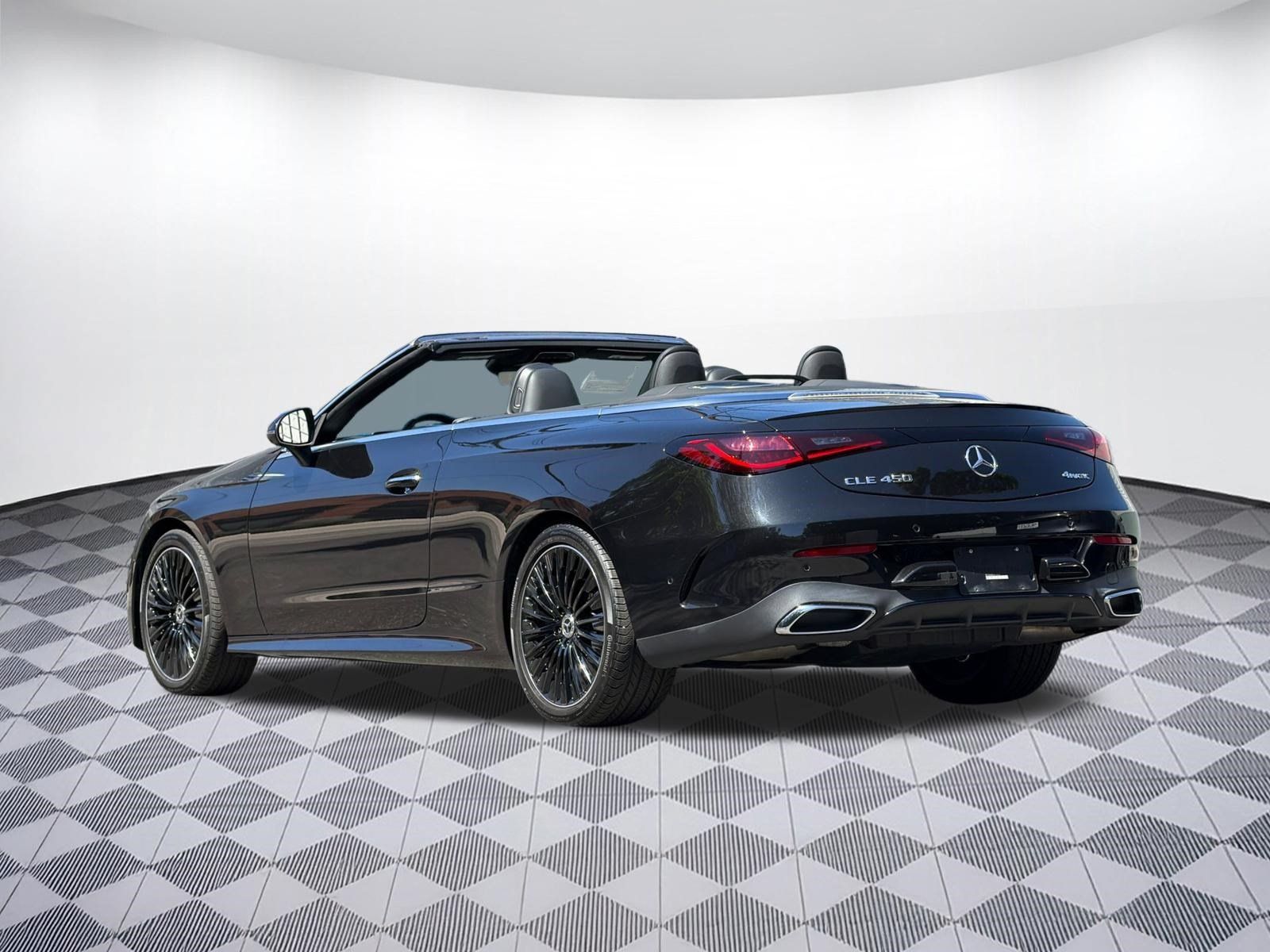 Used 2024 Mercedes-Benz CLE 450 4MATIC Cabriolet image 3