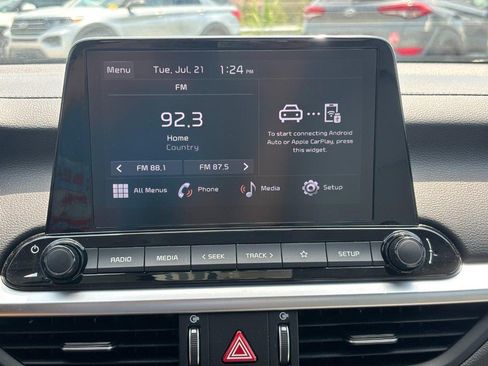 Used 2023 Kia Forte LXS w/ LXS Technology Package FWD image 22