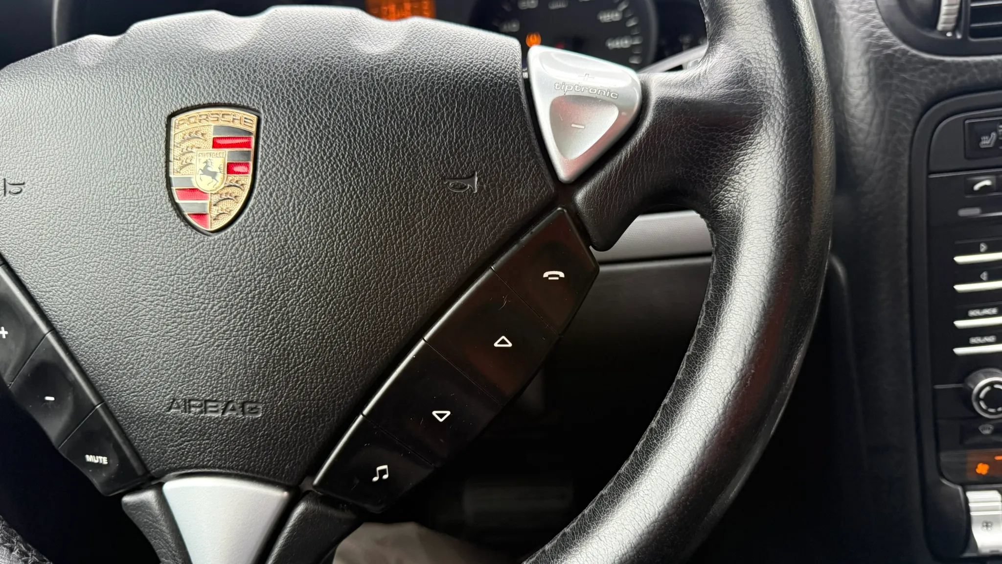 Used 2010 Porsche Cayenne AWD/4WD image 20