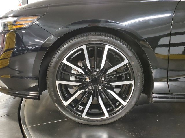Used 2024 Honda Accord Touring image 31