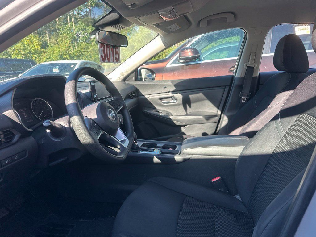 Used 2021 Nissan Sentra S FWD image 6