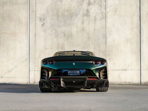 Used 2022 Ferrari 812 Competizione image 5