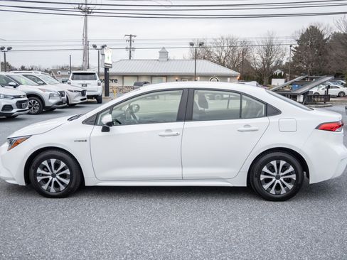 Used 2021 Toyota Corolla LE image 7