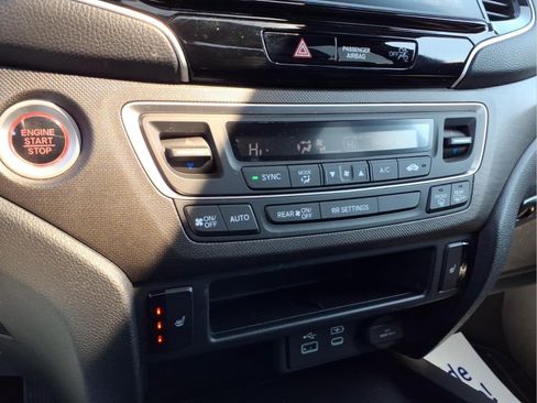 Used 2024 Honda Ridgeline TrailSport image 12