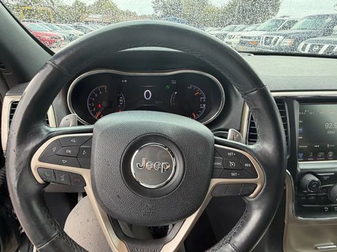 Used 2014 Jeep Grand Cherokee Limited image 11