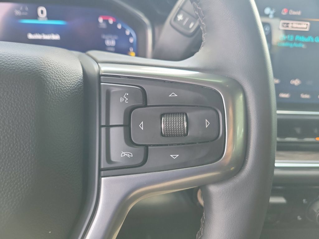 Used 2024 Chevrolet Silverado 2500 LTZ AWD/4WD image 25