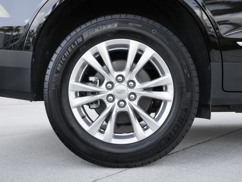 Used 2025 Cadillac XT5 Luxury FWD image 30