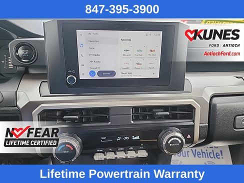Used 2024 Toyota Tacoma SR5 AWD/4WD image 22