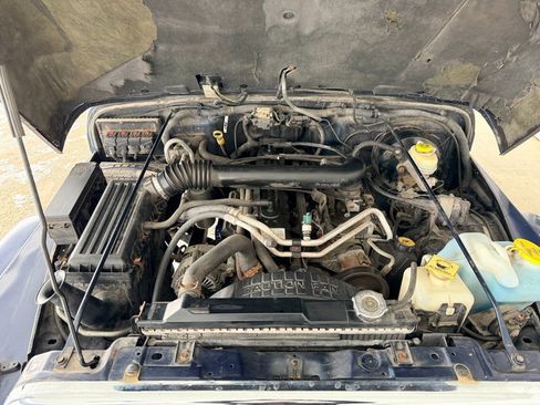 Used 2005 Jeep Wrangler Unlimited image 4