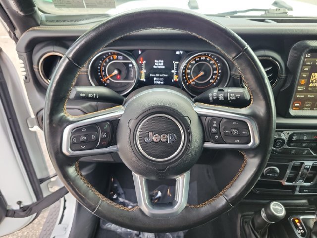Used 2022 Jeep Wrangler Unlimited Sahara AWD/4WD image 30