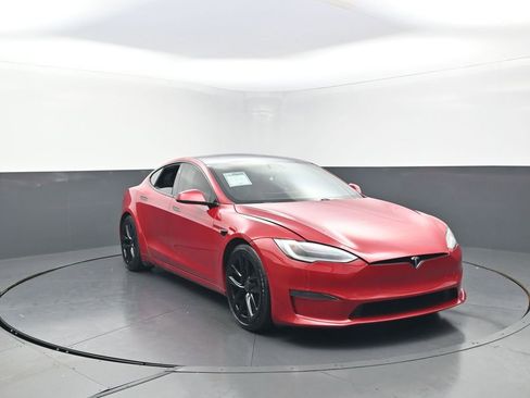 Used 2021 Tesla Model S Plaid AWD/4WD image 2