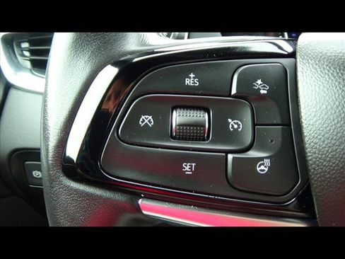 Used 2024 Buick Enclave Premium image 22