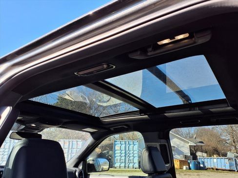 Used 2021 Ford Expedition Limited image 14