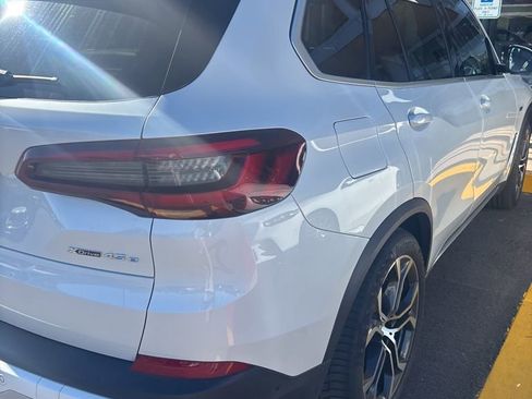 Used 2022 BMW X5 xDrive45e w/ Luxury Seating Package image 6